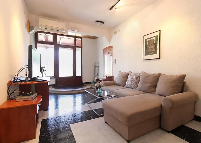 Apartmán 2281 *